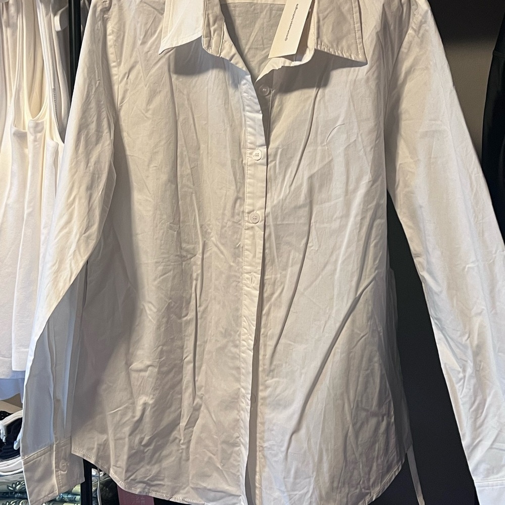 Elegant White Women's Button Down Shirt - Picture 4 of 5